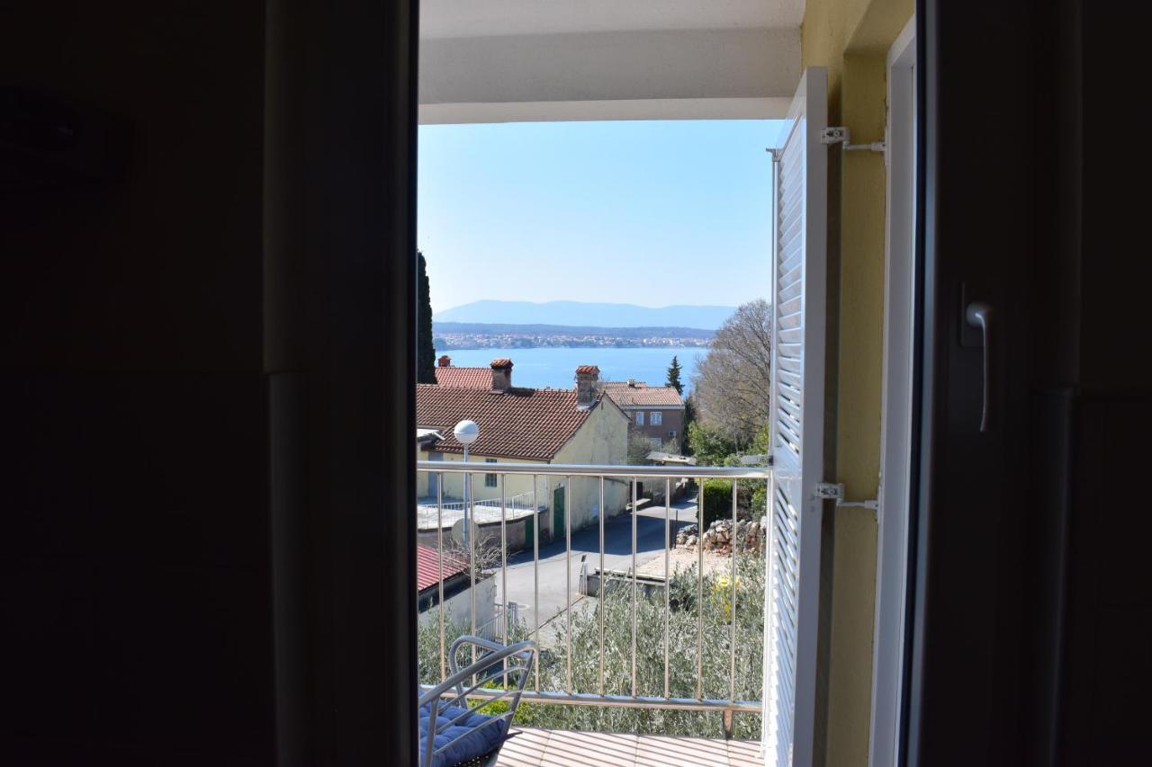 Apartment Vista Mare Malinska Eksteriør billede